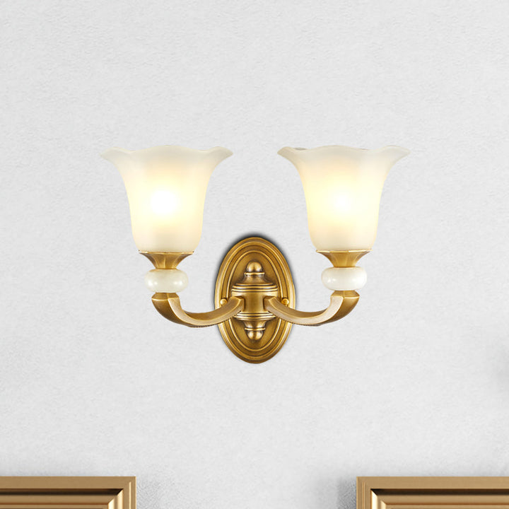 Skørter | Gold Finish 1/2-Bulb Wall Lamp Classic Style Milk White Glass Flower Wall Fixture for Hallway