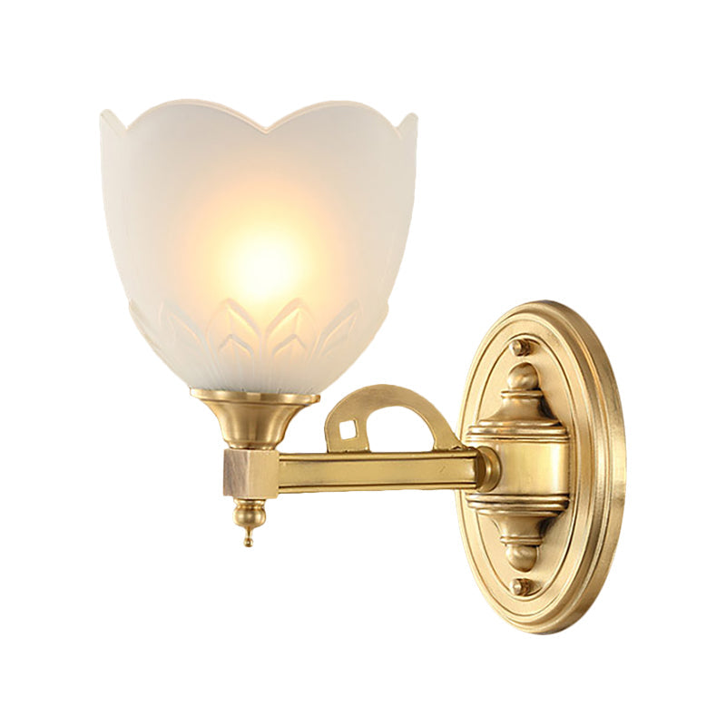 Skørter | Bell Shade Corridor Wall Mount Light Traditional Style Frosted Glass 1/2-Light Gold Finish Wall Lamp