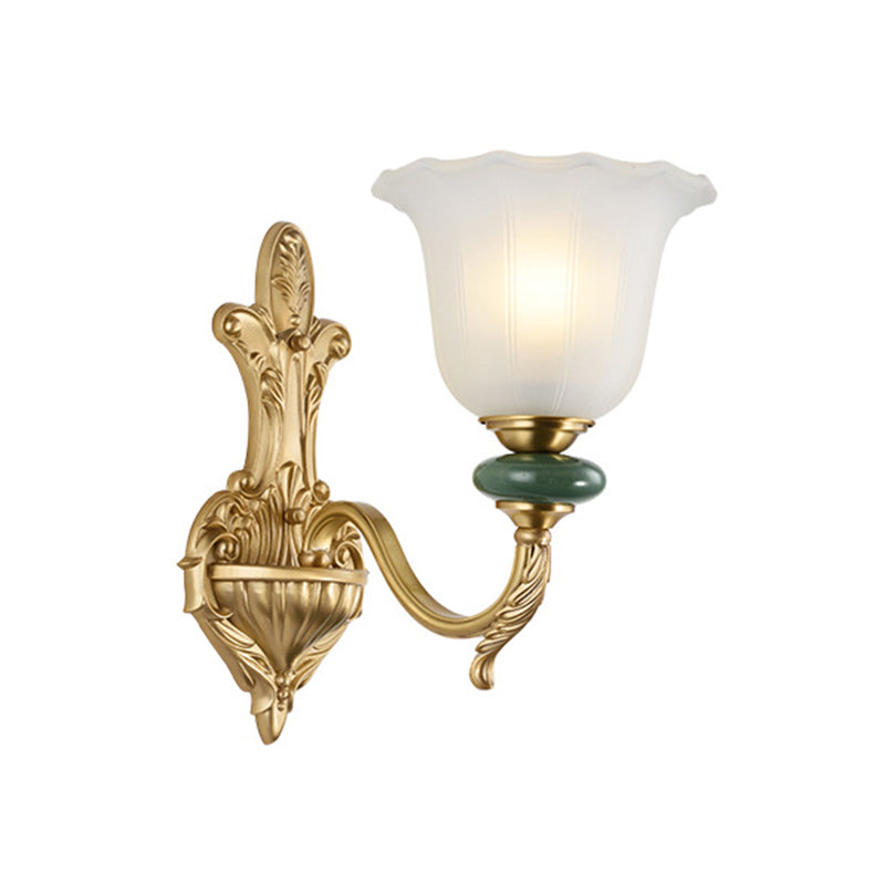 Skørter | 1/2-Head Bell Wall Lamp Vintage Style Opal Glass Wall Mount Lamp with Gold Curved Arm for Bedside