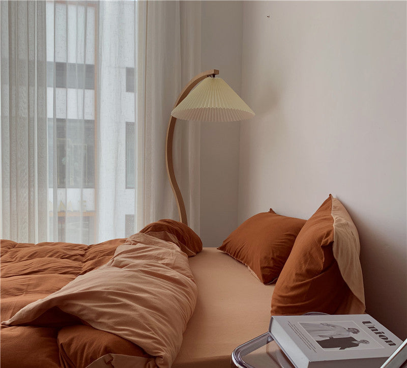 Rynx Two-Color Aesthetic Bedding Set