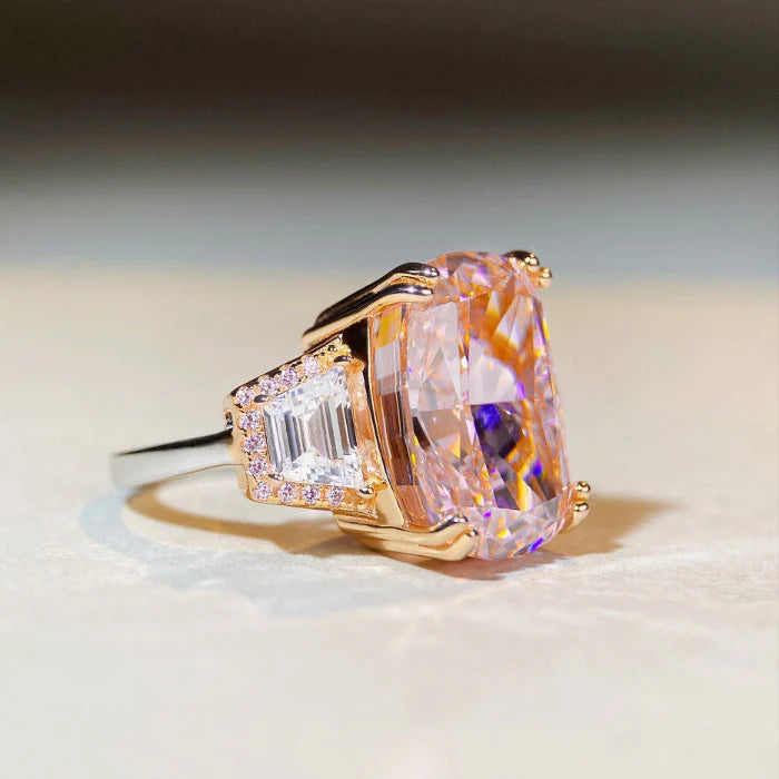 Lisslune | Three Stone Brilliant Cut Pink Ring