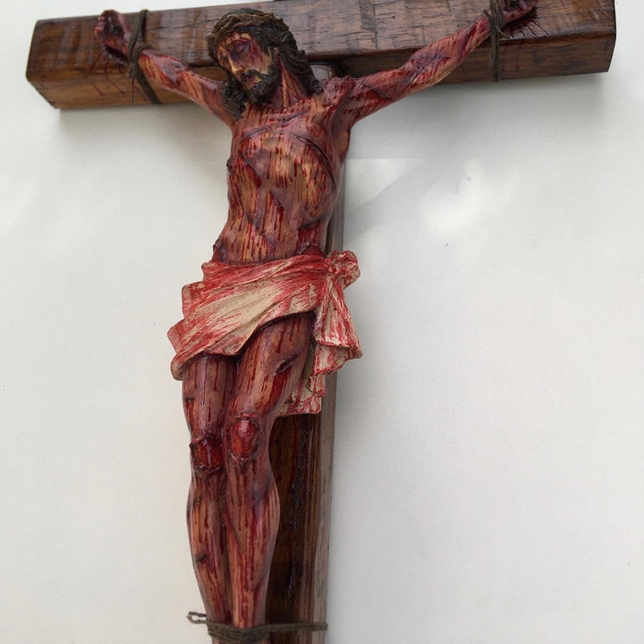 Lisslune | Handmade - Realistic Cross of Christ