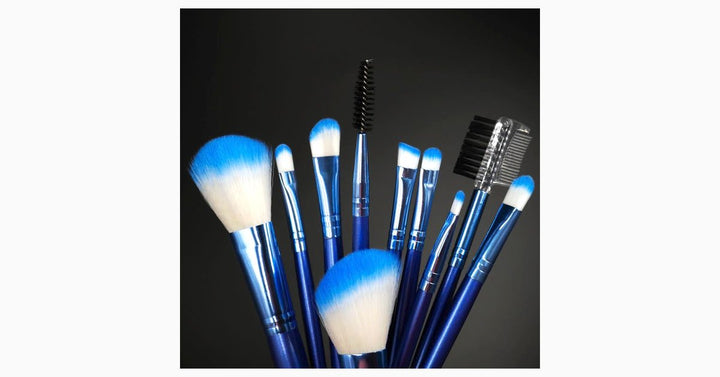 Lisslune | Berry Blue Brush Set