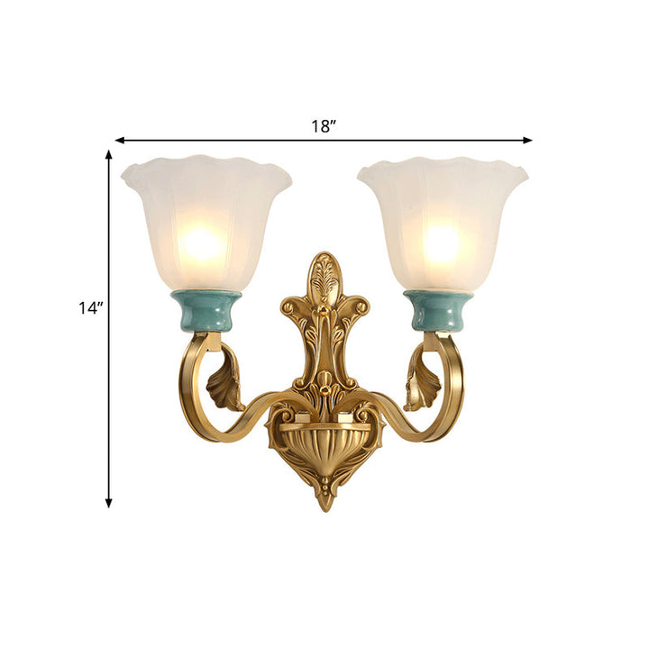Skørter | Petal Shade Bedroom Wall Mount Lamp Vintage Stylish Frosted Glass 1/2-Bulb Gold Finish Wall Light