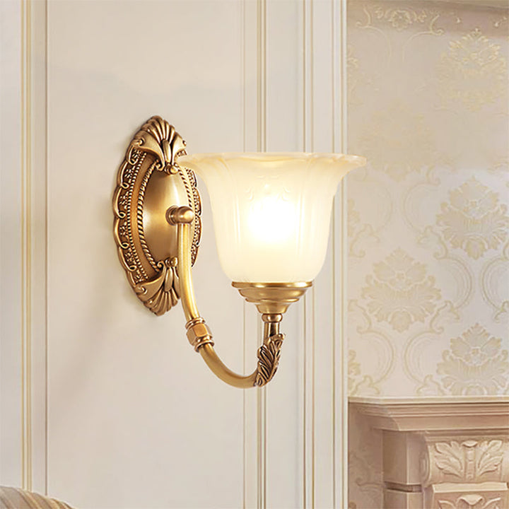 Skørter | Metal Curved Wall Lamp Classic Style 1/2-Ball Bedroom Wall Lamp with Opal Glass Petal Shade
