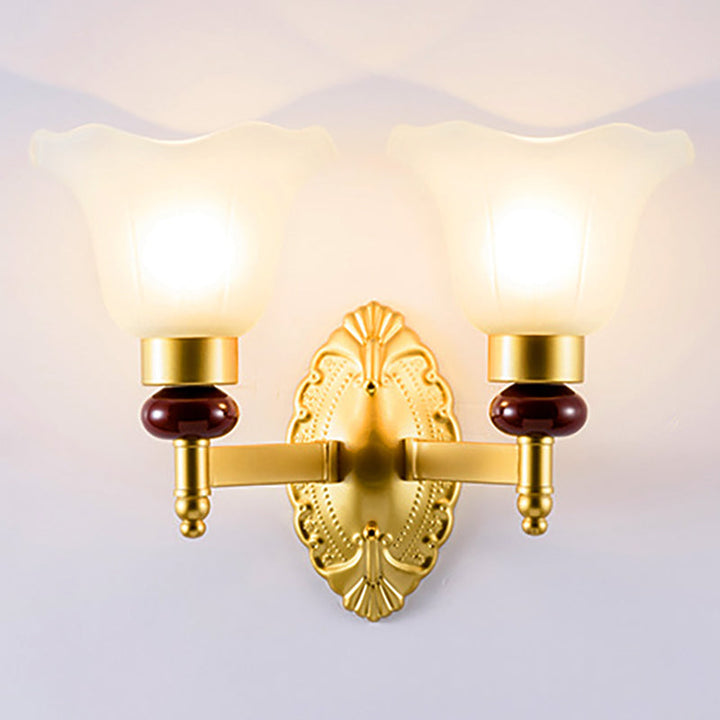 Skørter | 1/2-Head Wall Lamp with Petal Shade Opal Glass Vintage Style Bedroom Wall Lamp in Gold