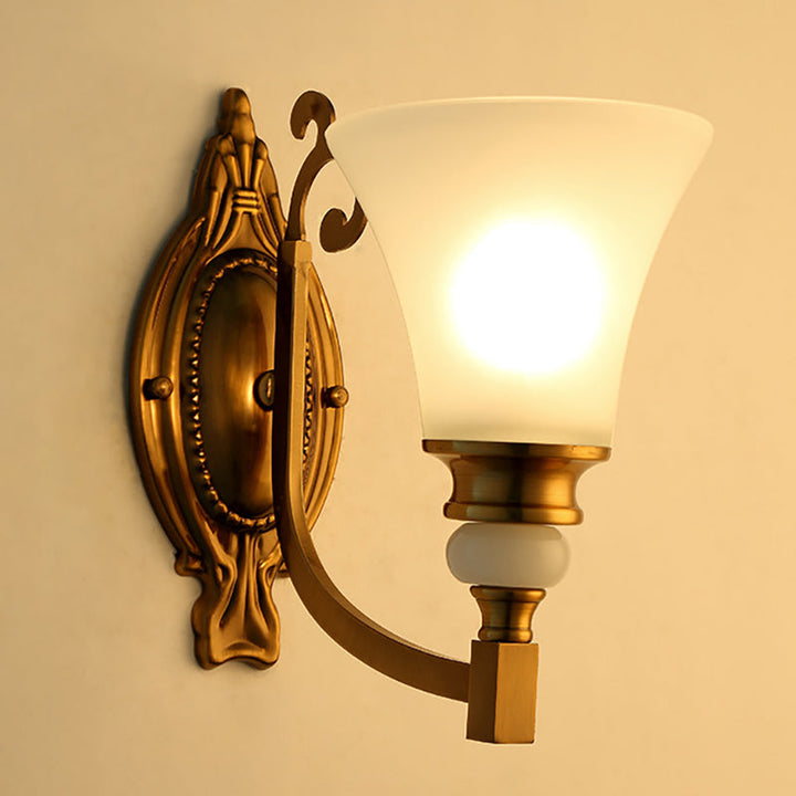 Skørter | Flared Shade Bedroom Wall Lighting Vintage Style Frosted Glass 1/2-Light Brass Finish Wall Lamp