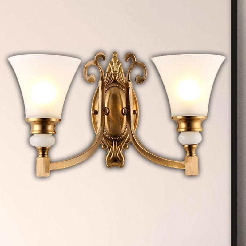Skørter | Flared Shade Bedroom Wall Lighting Vintage Style Frosted Glass 1/2-Light Brass Finish Wall Lamp