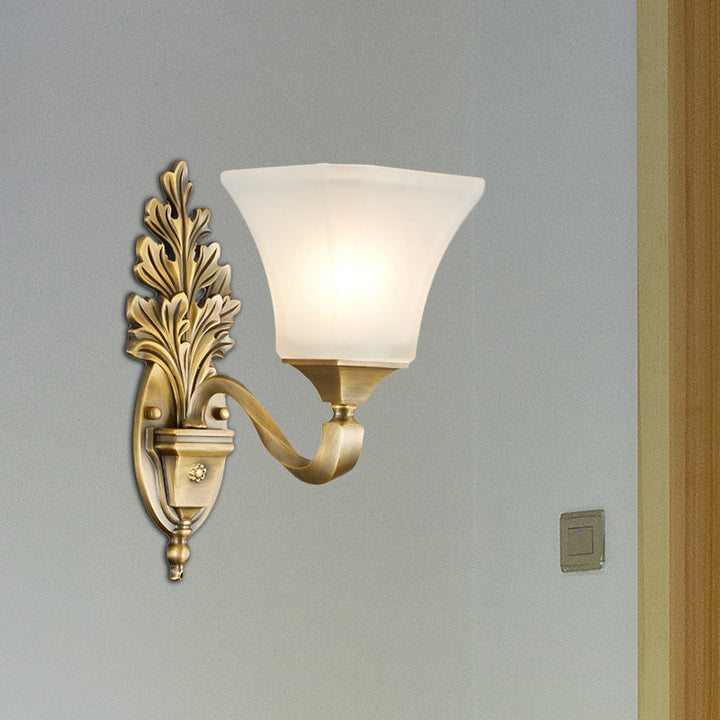 Skørter | Gold 1/2-Light Wall Lamp Vintage Style Opal Glass Bell Shade Wall Mount Lighting for Living Room