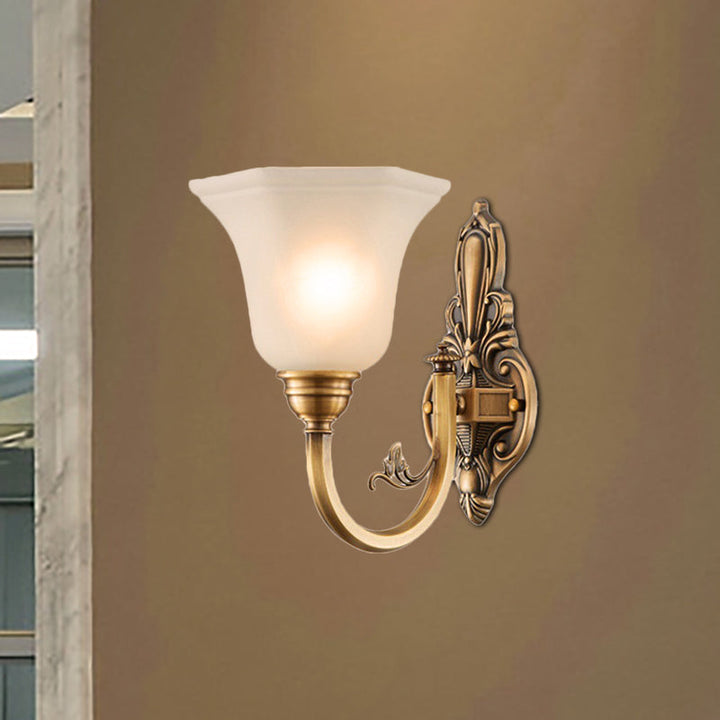 Skørter | Vintage curved wall-mounted lamp 1/2-head brass metal wall sconce with white glass bell shade