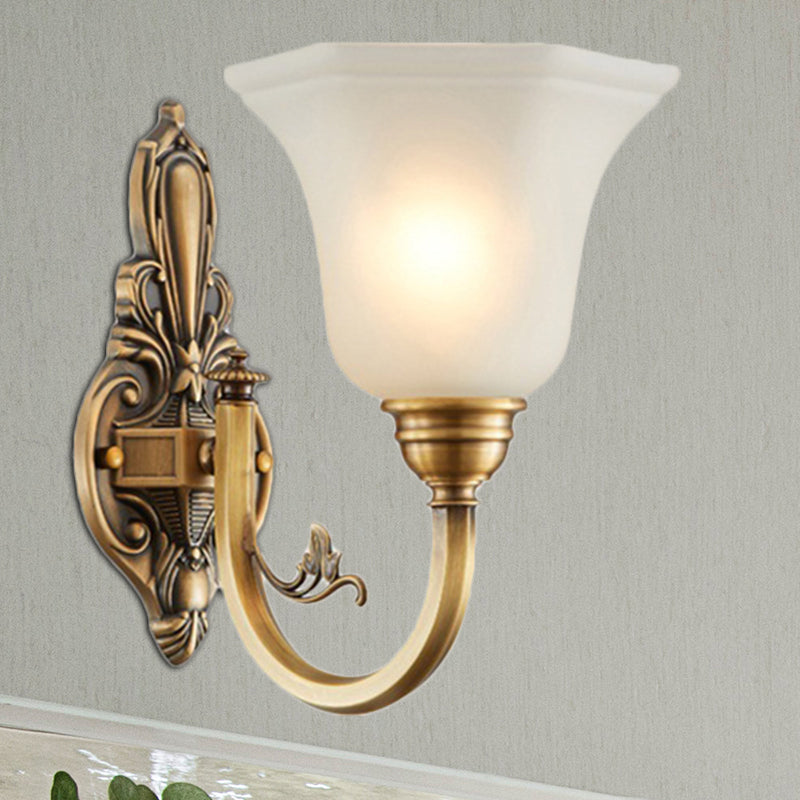 Skørter | Vintage curved wall-mounted lamp 1/2-head brass metal wall sconce with white glass bell shade