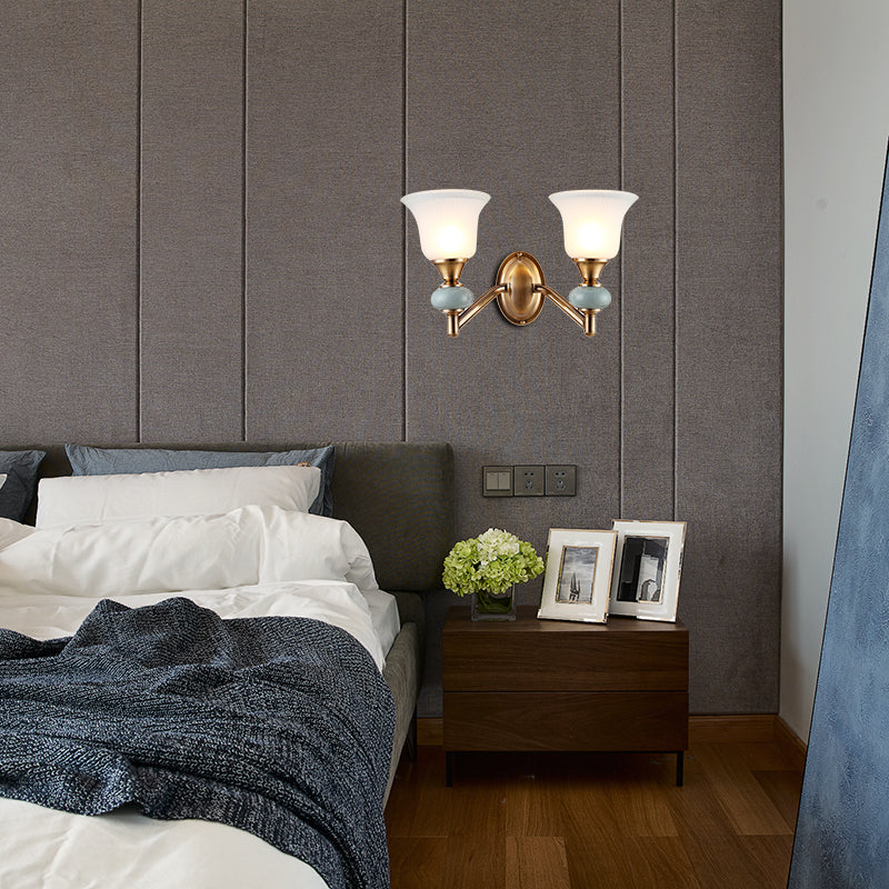 Skørter | 1/2-Head Wall Light with Bell Shade Matte Glass Vintage Bedroom Wall Light in Brass