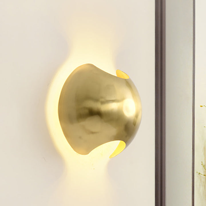 Skørter | Colonial Globe Wall Mount Lighting Metal LED Wall Lamp in Gold for Bedroom