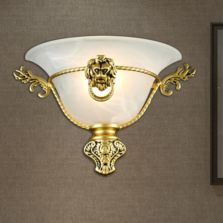 Skørter | 1 Bulb Trumpet Wall Lamp Colonial Opal Glass Wall Light with Copper/Brass Lion Metal Decor for Nightstand