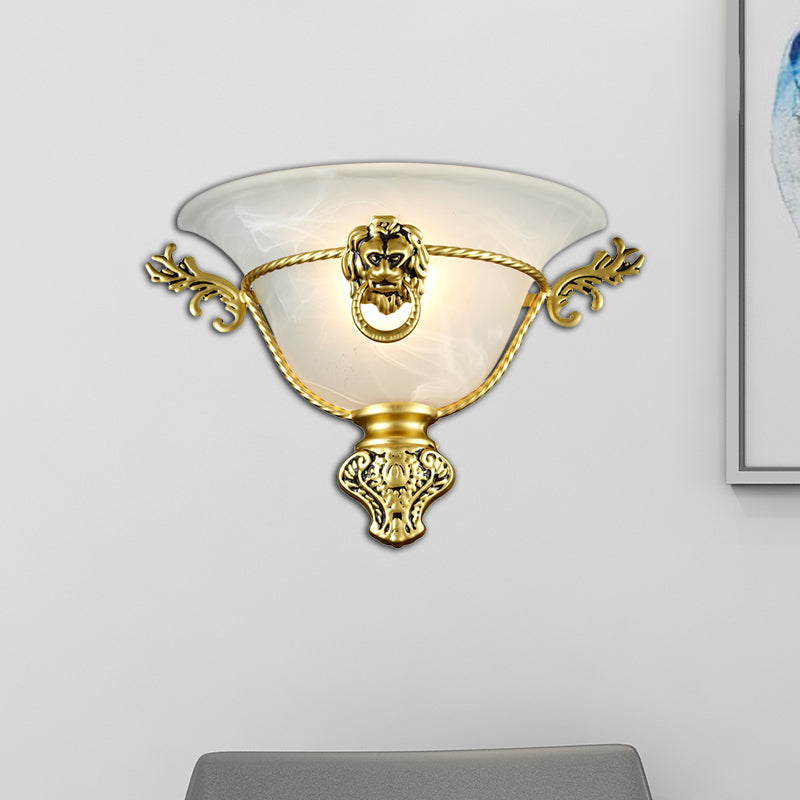 Skørter | 1 Bulb Trumpet Wall Lamp Colonial Opal Glass Wall Light with Copper/Brass Lion Metal Decor for Nightstand