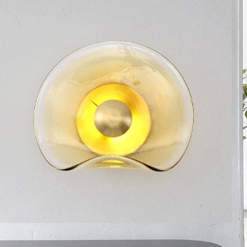 Skørter | Round Gold Glass Wall Lamp Colonial 1 Head Flush Mount Wall Light for Living Room