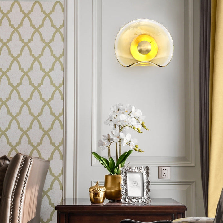 Skørter | Round Gold Glass Wall Lamp Colonial 1 Head Flush Mount Wall Light for Living Room