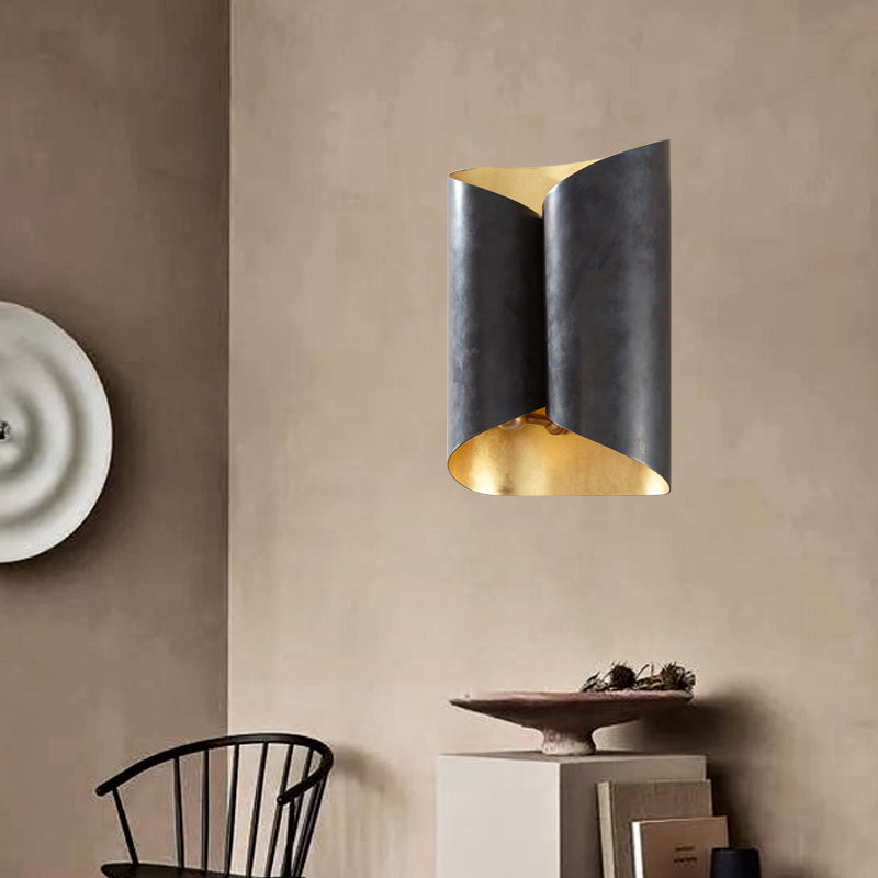 Skørter | 2-Light Scroll Wall Lamp Simple Black and Gold Iron Wall-Mounted Lighting Fixture