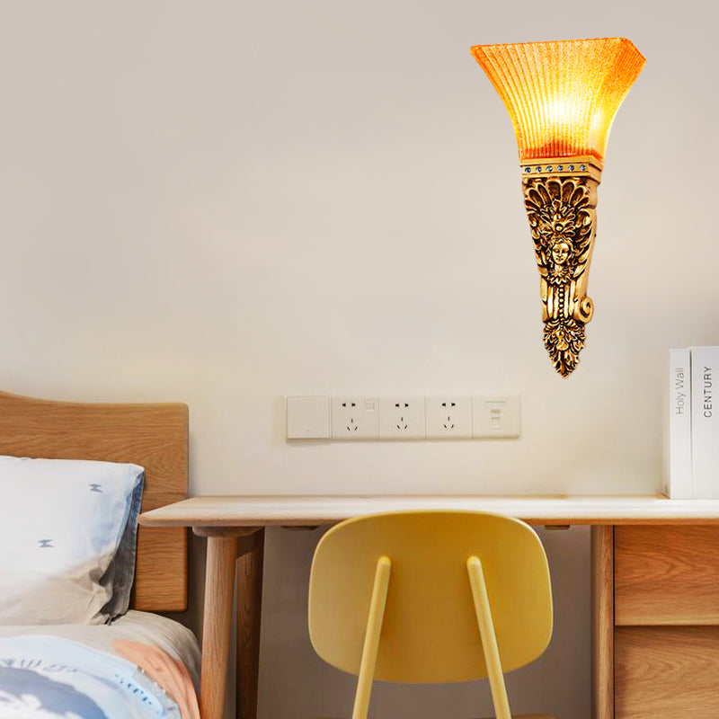 Skørter | Ribbed Glass Torch Wall Lamp Colonial 1 Light Amber Wall Mounted Lamp with Gold Finish Produced Back Plate