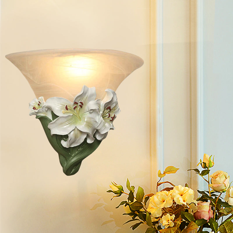 Skørter | White/Pink Lily Wall Lamp Contemporary Resin 1 Head Wall Lighting Ideas with Frosted Glass Lampshade