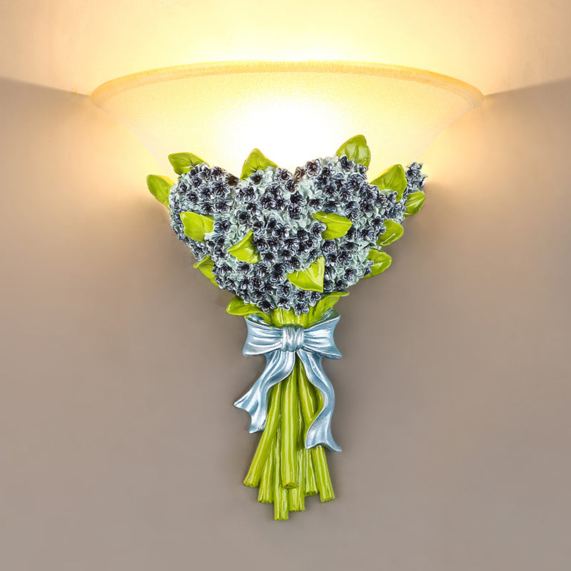 Skørter | Single Flush Wall Light Contemporary Gypsophila Resin Wall-Mounted Light Fixture in Green