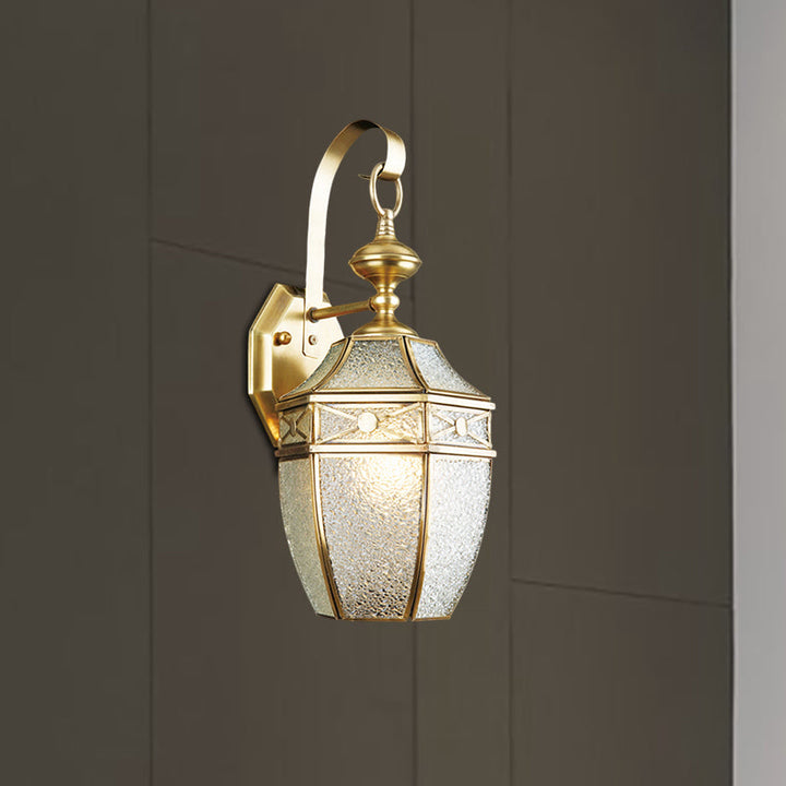 Skørter | Traditional Lantern Wall Lamp 1-Light Metal Wall Lighting Fixture in Brass for Outdoor