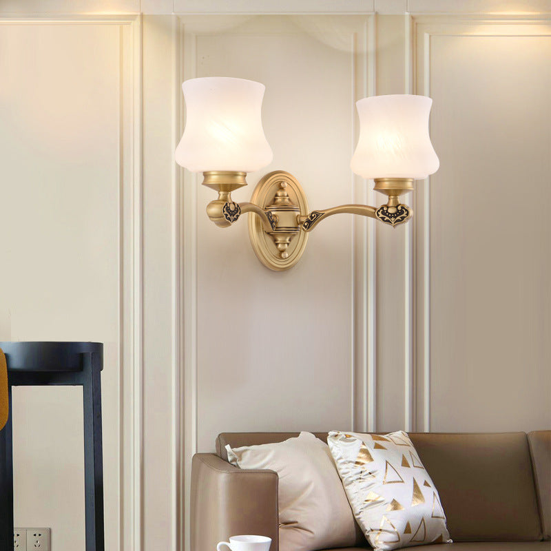 Skørter | 1/2-head Wall Mount Lighting Vintage Style Bell Shade White Glass Wall Lamp in Brass for the Living Room