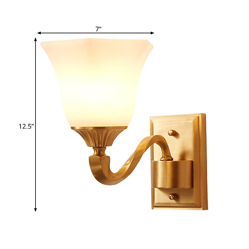Skørter | Brass Curved Arm Wall Light Modernism Style Metal 1/2-Light Nightstand Wall Scone Lamp with Opal Glass Bell Shade