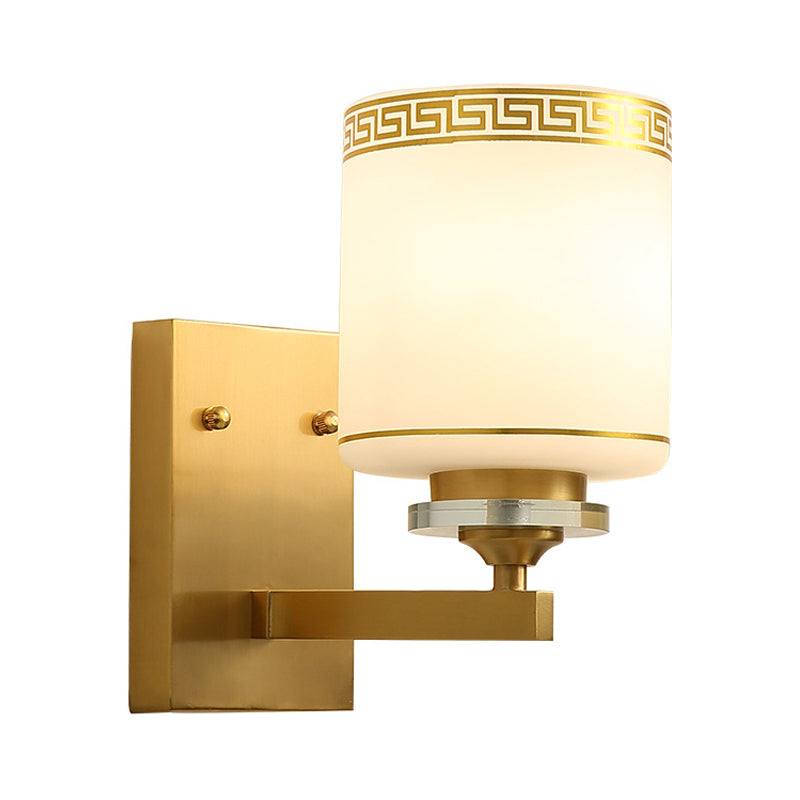 Skørter | 1 Light Wall Lamp Modern Style Drum Shade White Glass Wall Light Fixture in Brass for Hallway