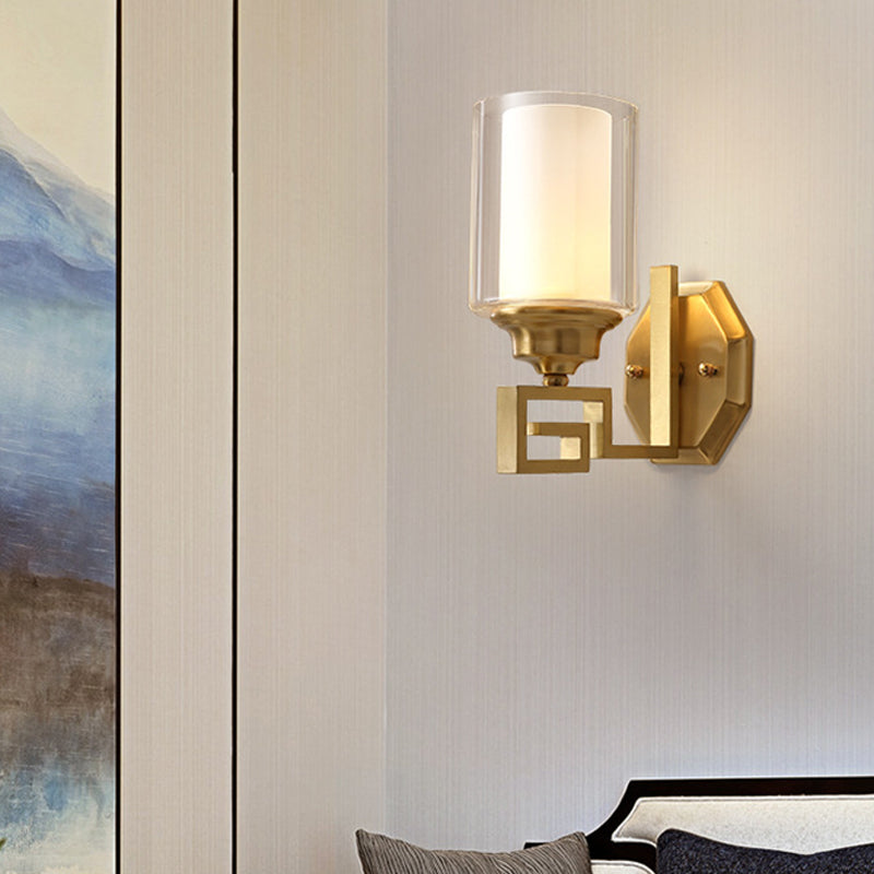 Skørter | Cylinder Clear Glass Wall Lamp Modern Stylish 1 Light Living Room Wall Light in Brass