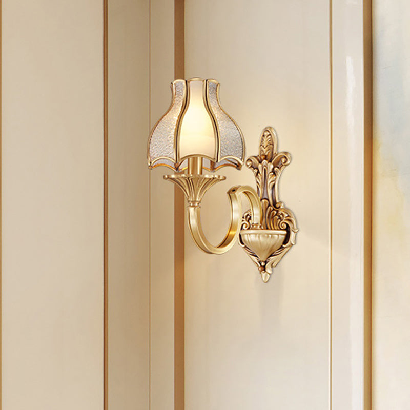 Skørter | Metal Brass Wall Lamp Lighting Curving 1/2-Light Traditional Wall Lamp for Bedroom