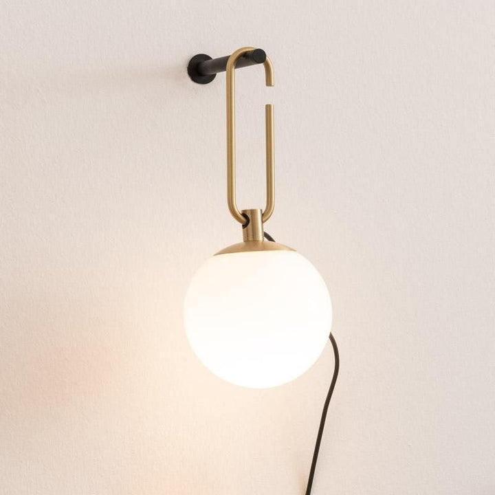 Skørter | Global Matte White Glass Wall Lamp Simple 1 Bulb Black and Gold Wall Lamp