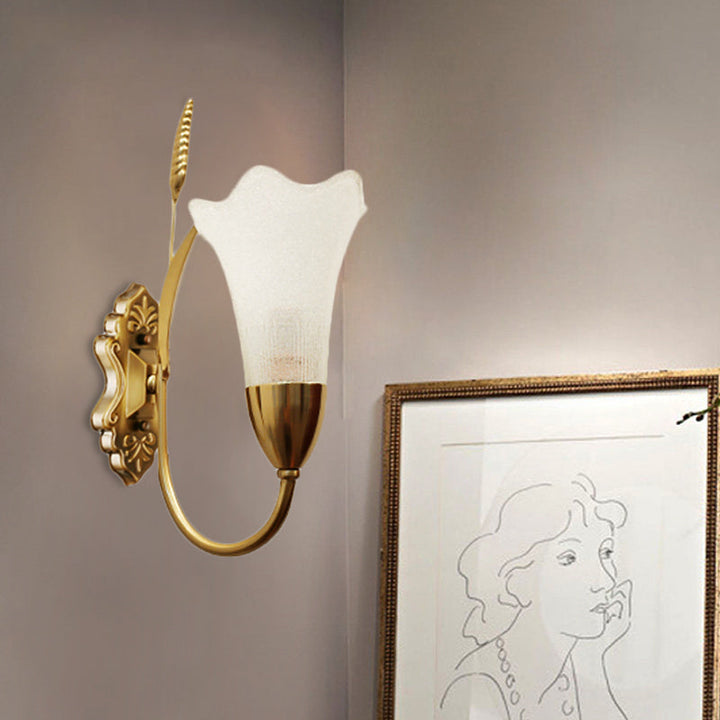 Skørter | Opal Glass Petal Wall Lamp Fixture Lodge Stylish 1/2-Light Living Room Wall Light in Brass
