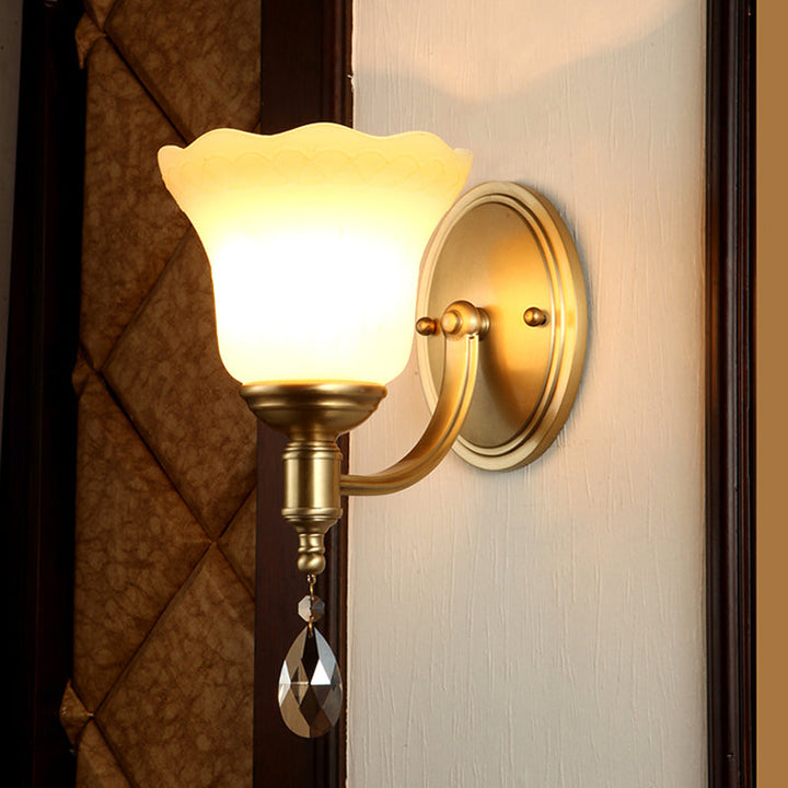 Skørter | Bell Shade Bedroom Wall Mounted Lamp Vintage Style Matte Glass 1/2-Light Brass Finish Wall Lamp