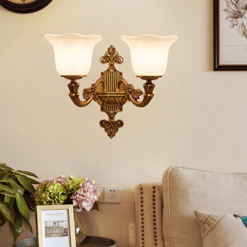 Skørter | Traditional Bell Shade Wall Light 1/2-Light Frosted Glass Wall Light in Brass for Hallway