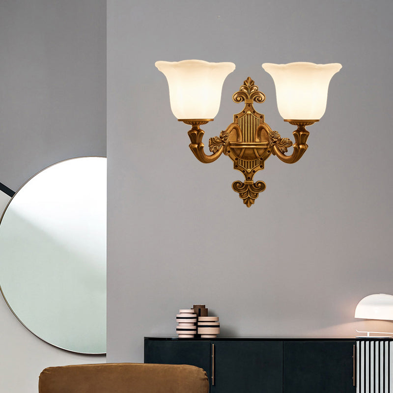 Skørter | Traditional Bell Shade Wall Light 1/2-Light Frosted Glass Wall Light in Brass for Hallway