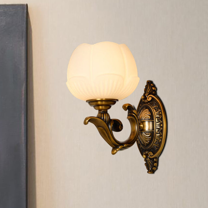 Skørter | Lotus Shade Indoor Wall Lamp Vintage White Glass and Metal 1 Light Brass Finish Wall Lamp
