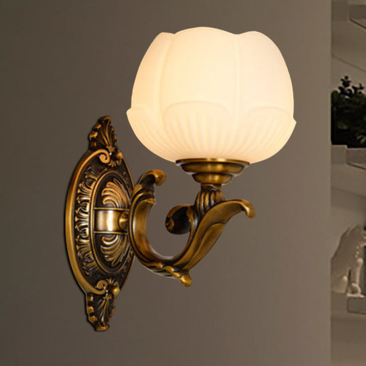 Skørter | Lotus Shade Indoor Wall Lamp Vintage White Glass and Metal 1 Light Brass Finish Wall Lamp