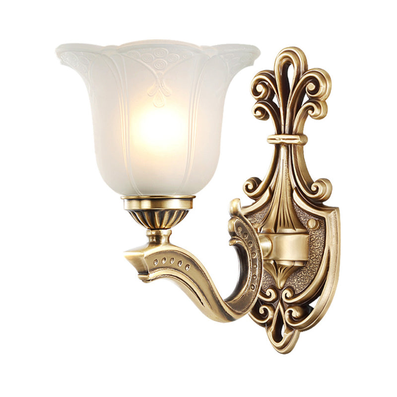 Skørter | Metal Brass Wall Mount Lamp Engraved 1/2-Light Classic Stylish Wall Light with Opal Glass Petal Shade