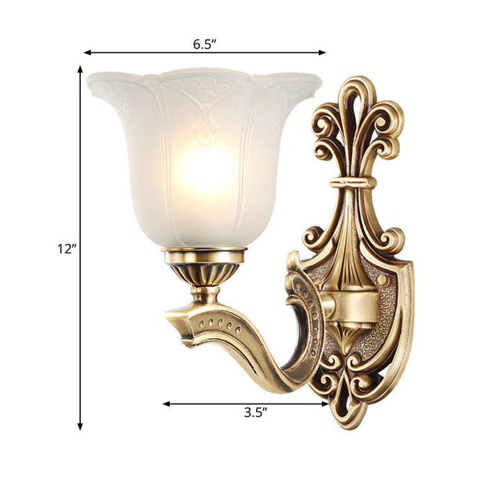 Skørter | Metal Brass Wall Mount Lamp Engraved 1/2-Light Classic Stylish Wall Light with Opal Glass Petal Shade