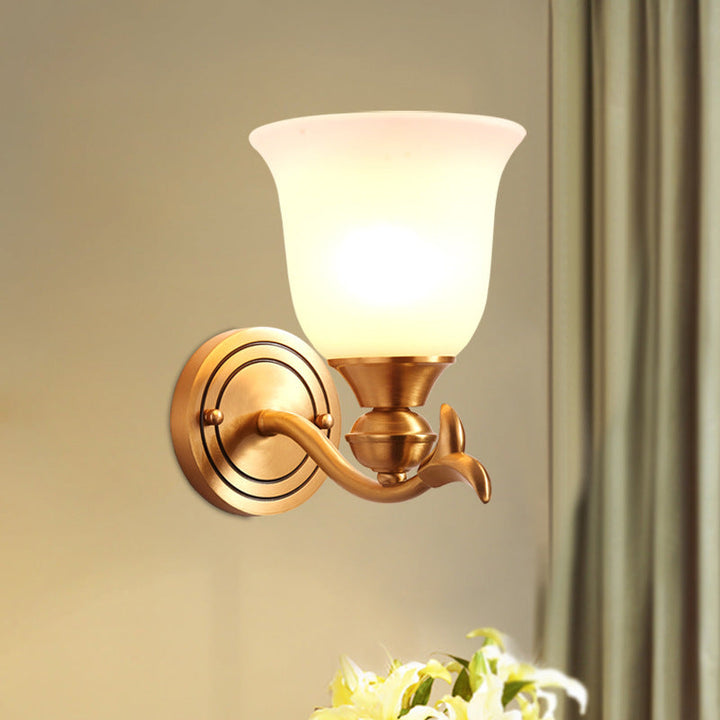 Skørter | Brass-Finish 1/2-Head Wall Lamp Modern Stylish White Glass Flared Shade Wall Lighting Fixture for Bedroom