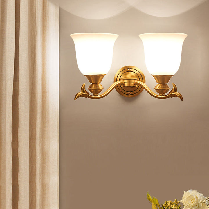 Skørter | Brass-Finish 1/2-Head Wall Lamp Modern Stylish White Glass Flared Shade Wall Lighting Fixture for Bedroom