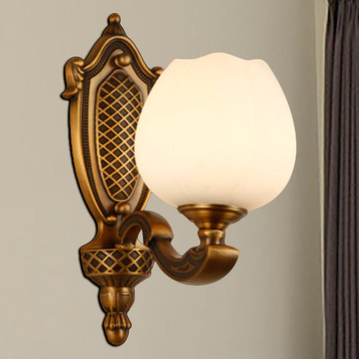 Skørter | Bowl White Glass Wall Lamp Vintage Style 1/2-Cup Bedroom Wall Sconces Light in Brass