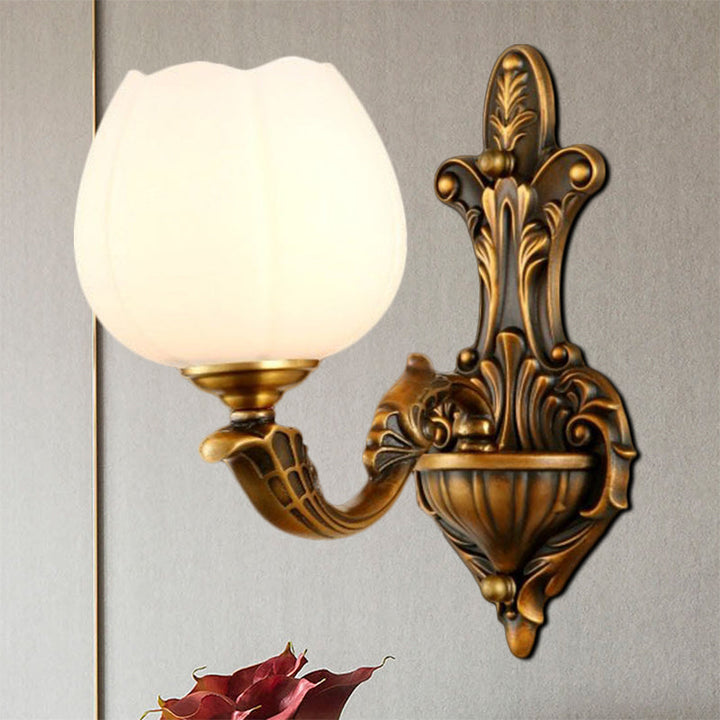 Skørter | 1/2-Light Bowl Wall Lamp Vintage Stylish Antique Brass Metal Wall Light with Milk Glass Shade