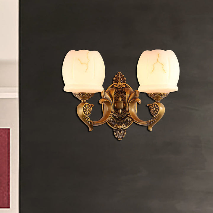 Skørter | Globe white glass wall lamp wall-mounted lamp traditional style 1/2-light living room wall lamp in gold