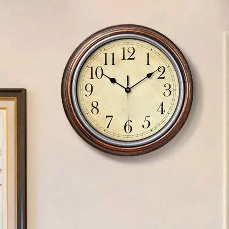 Lisslune | Eterna Classic Wall Clock – Timeless Design for a Stylish Home