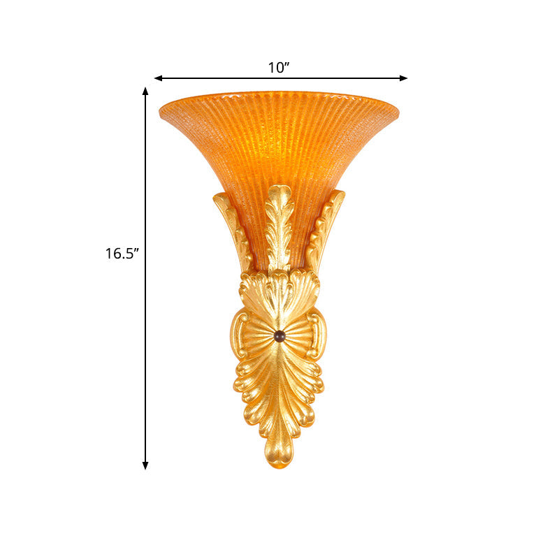 Skørter | Yellow Glass Bell Wall Mounting Lamp Traditional Style 1 Light Hallway Wall Light Lighting in Bronze/Gold