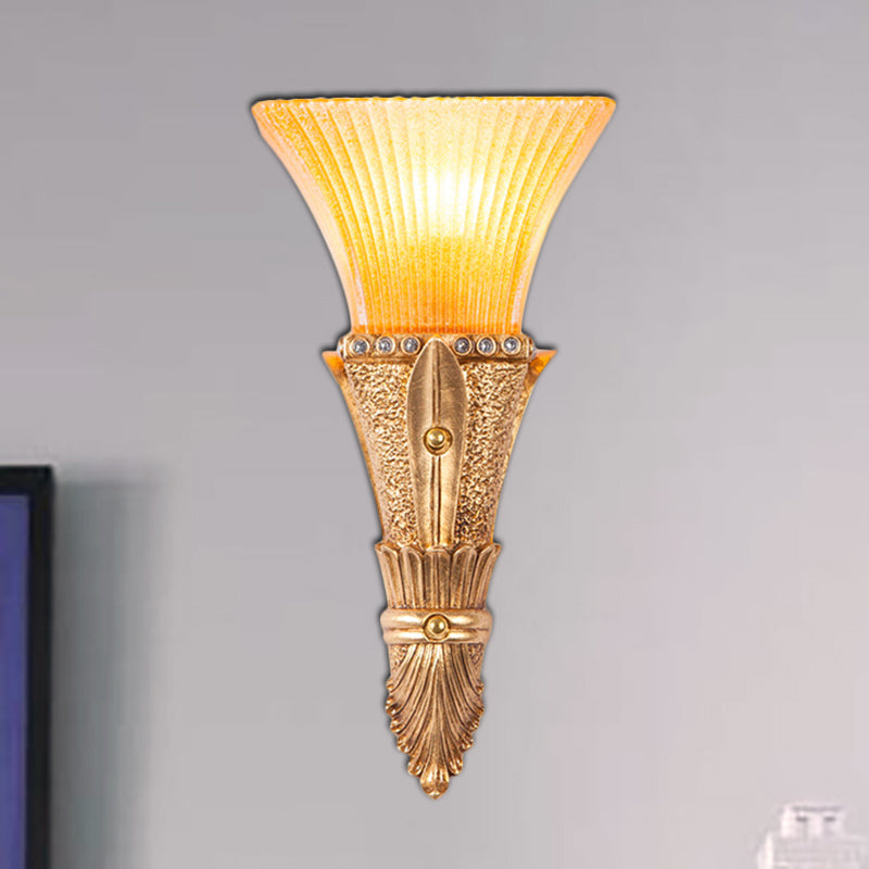 Skørter | Traditional Foldable Wall-Mounted Light 1 Light Orange Glass and Resin Wall Lamp in Gold for Hallway