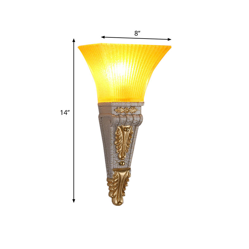 Skørter | Modern Style Bell Wall Light 1 Bulb Yellow Glass and Resin Wall Mounted Lamp in Gold/White for Foyer, 14"/19" B