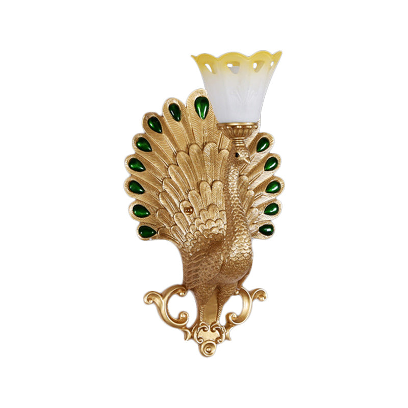 Skørter | Traditional Peacock Wall Lamp Fixture 1 Bulb Resin Wall Lamp with White and Yellow Glass Flower Shade